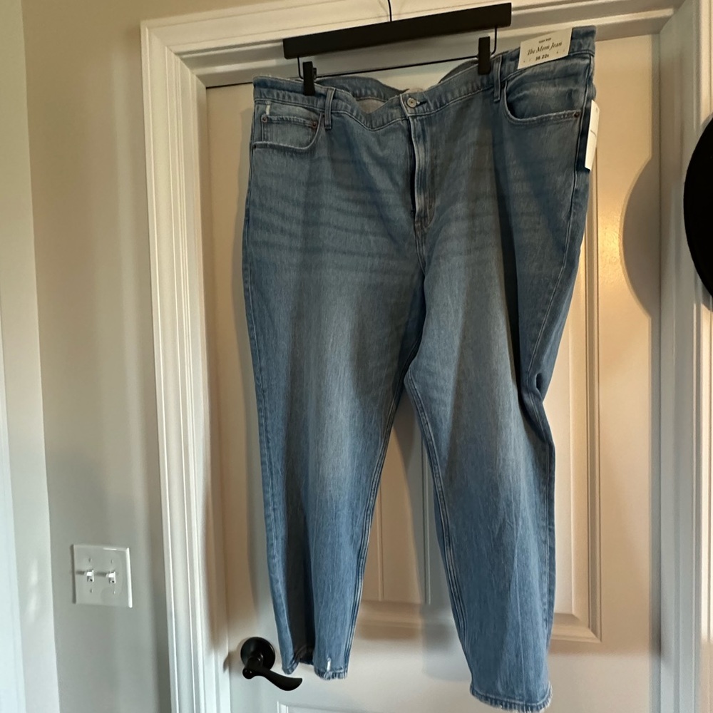 NWT Abercrombie High Rise Mom Jean Size 22R - Picture 5 of 6